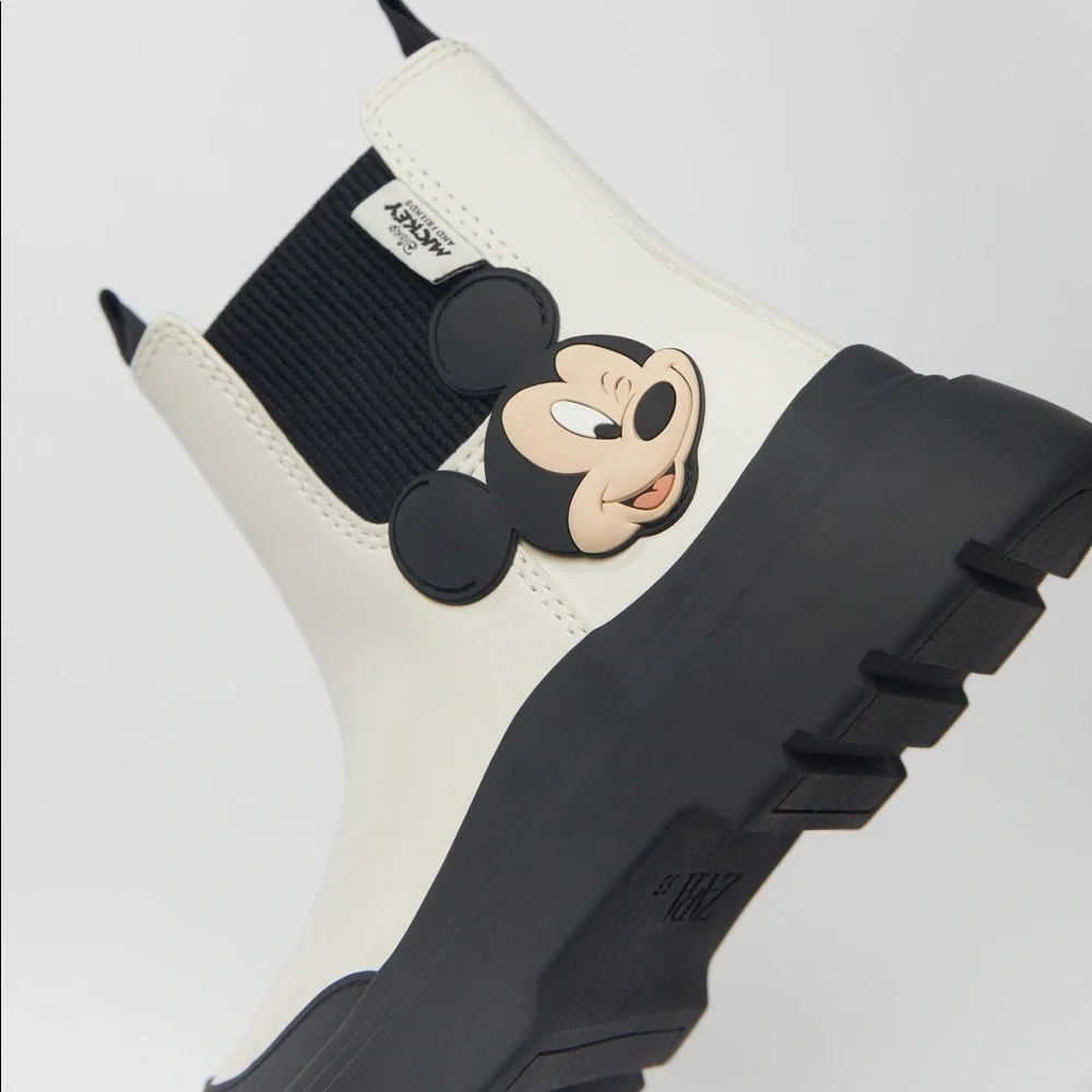 NWT. Zara Kids ©DISNEY MICKEY MOUSE Ankle Boots. Size 4. - Picture 6 of 8